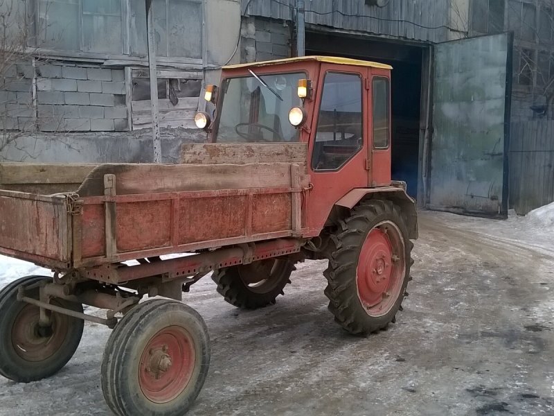 Самоходная шасси ХТЗ Т 16