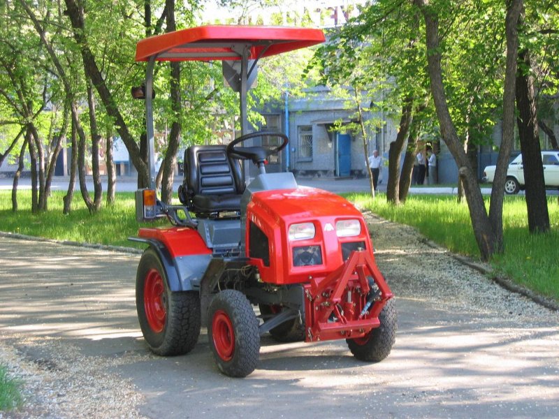 Мини трактор КМЗ-0124
