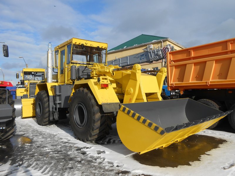 Кировец к-703м-12-03.2