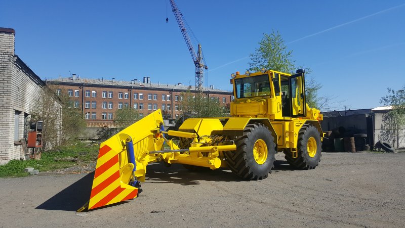 Кировец к-703ма