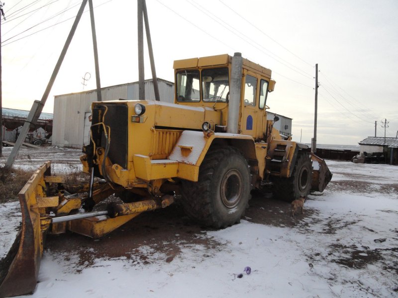 Кировец к 702 погрузчик
