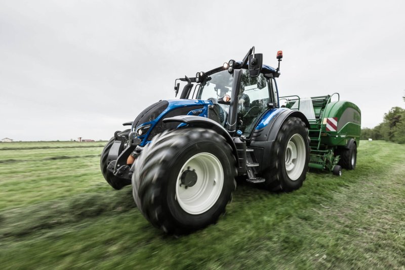 New Valtra n 154