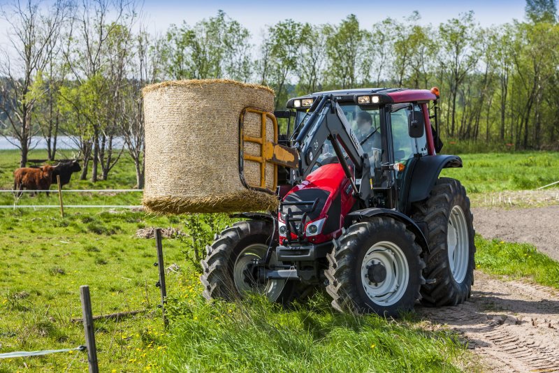 Valtra n123