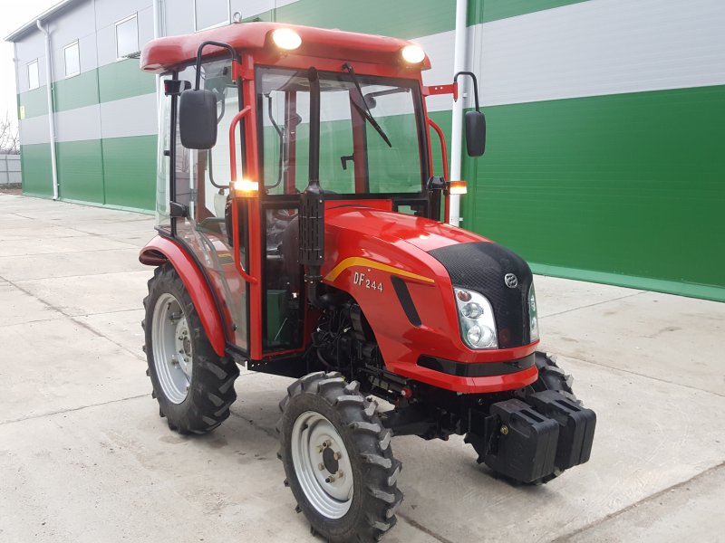 Трактор Dongfeng DF-244