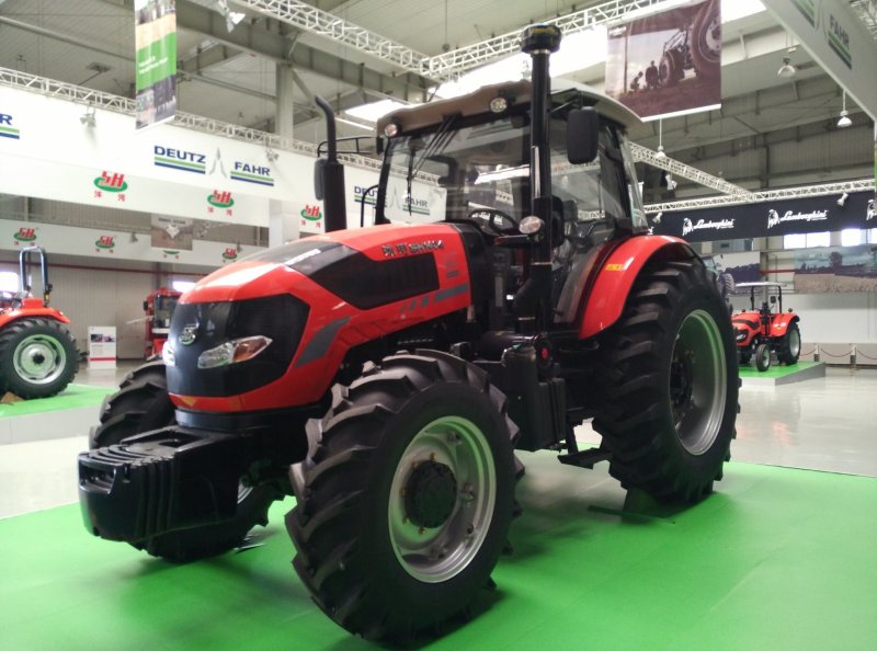 Китайский трактор kt800