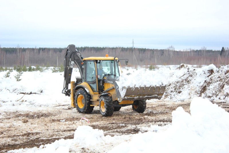 Экскаватор-погрузчик JCB 3cx уборка снега