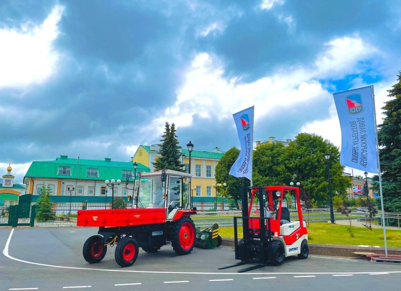 Новая сельхозтехника на выставке