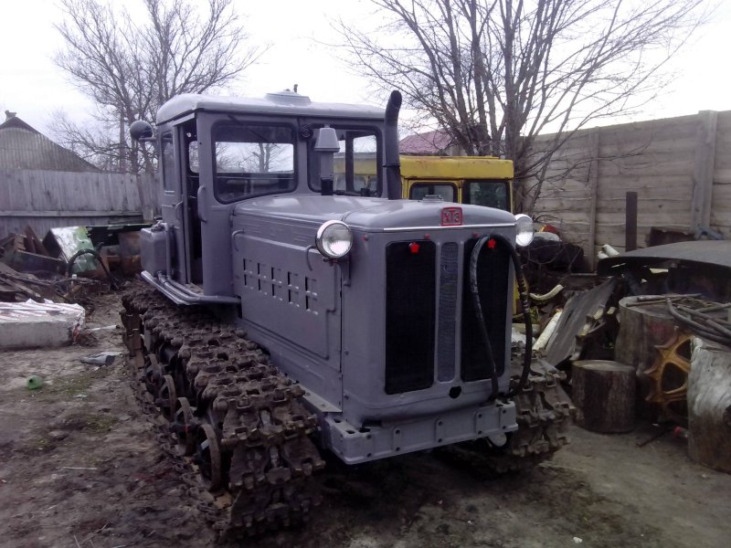Т-74 гусеничный трактор