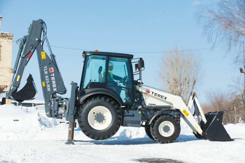 Экскаватор погрузчик - Terex TLB