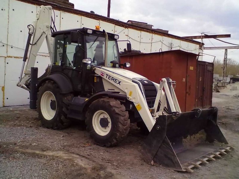 Трактор Terex 860