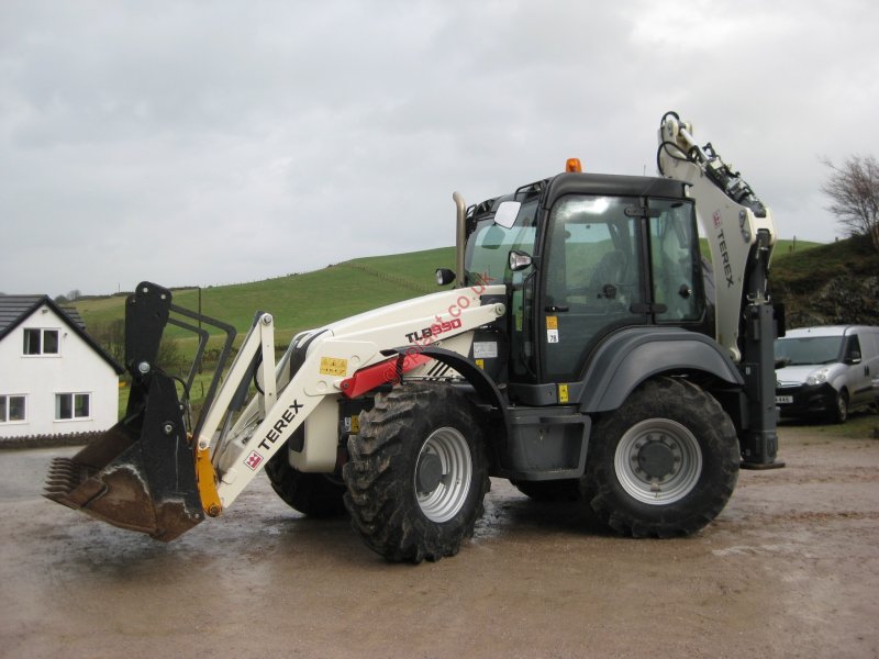 Terex TLB 990