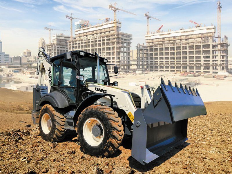 Экскаватор-погрузчик Terex TLB 935