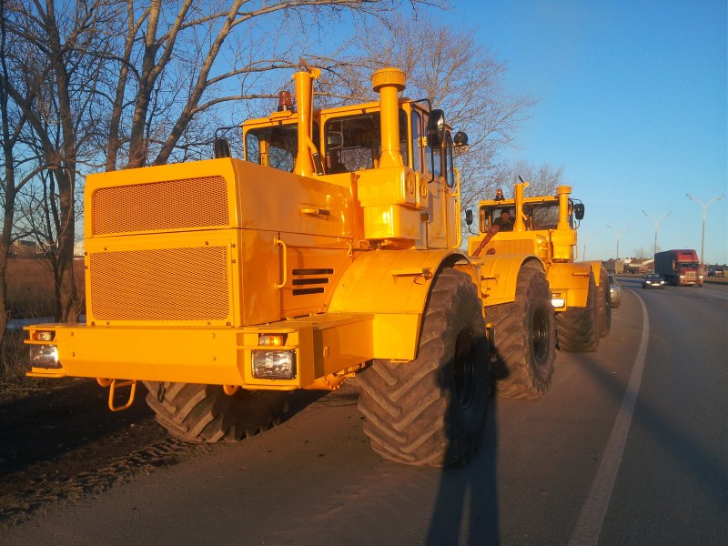 Кировец к-700 бульдозер