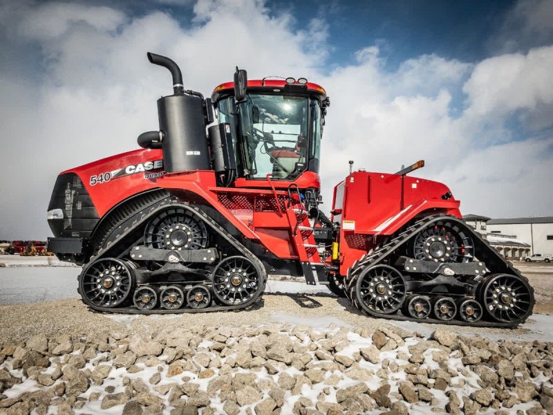 Трактор (Steiger Quadtrac)