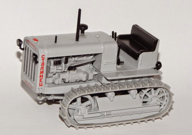 Сталинец 65 1/43