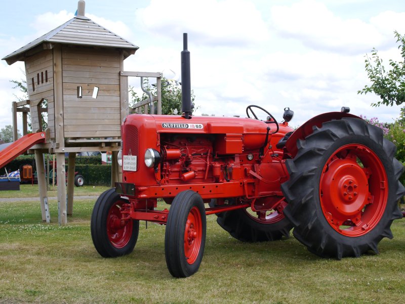 Nuffield трактор