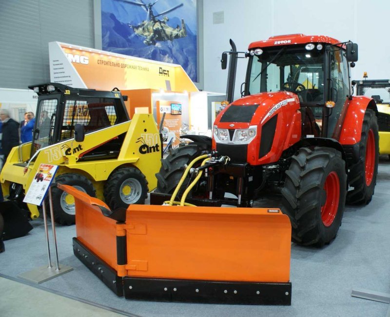 Трактор Ant Zetor 4135f