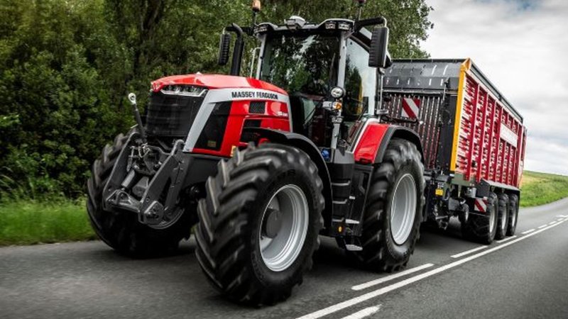Трактор Massey Ferguson 8s