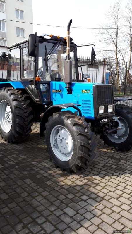 Трактор МТЗ 892.2
