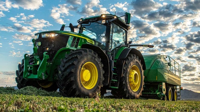 Трактора John Deere 7r