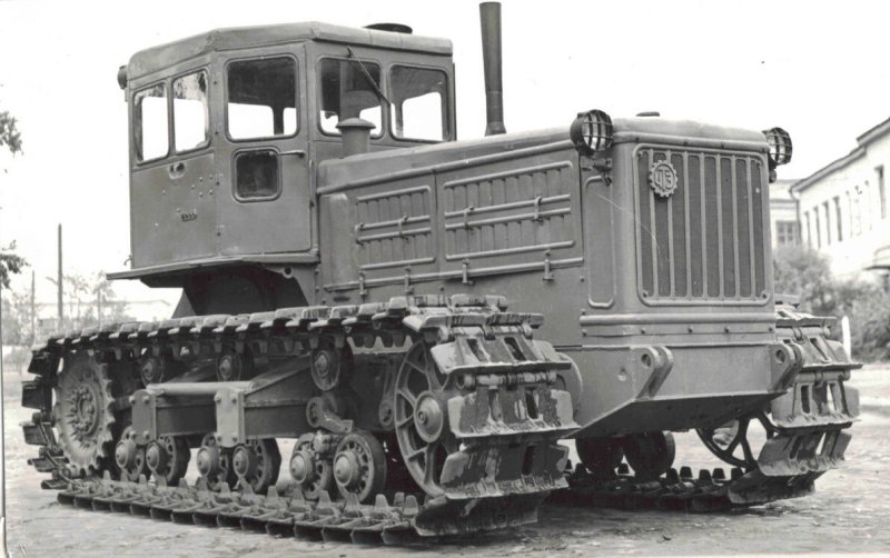 Трактор баз т 140