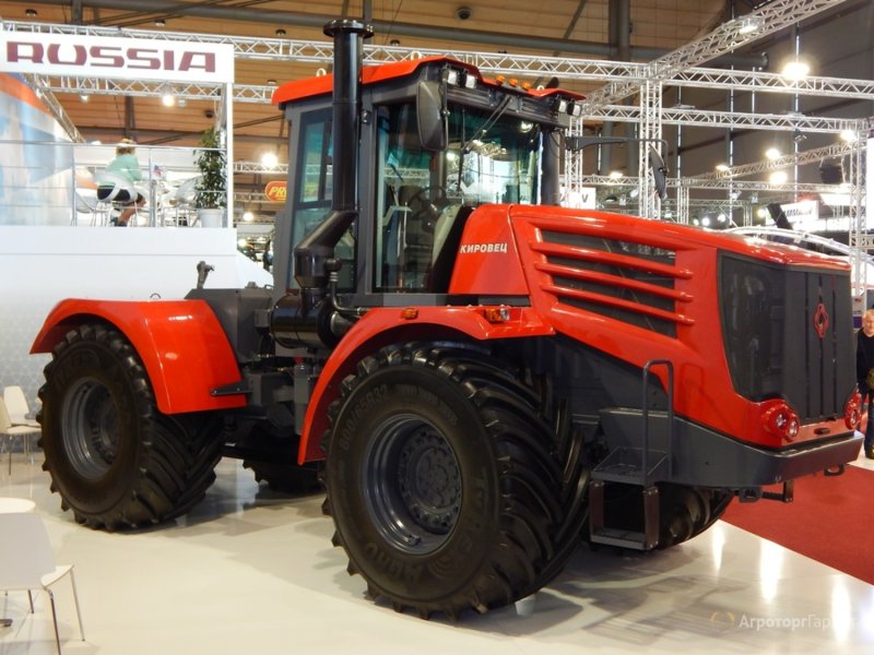 Кировец 735