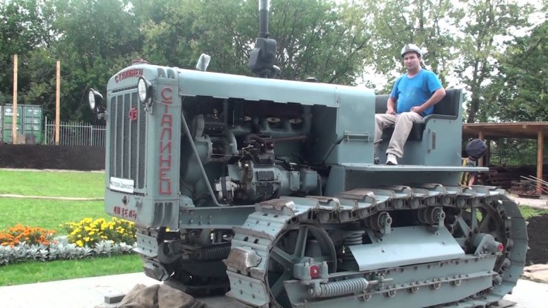 Бульдозер БГМ Сталинец с-65