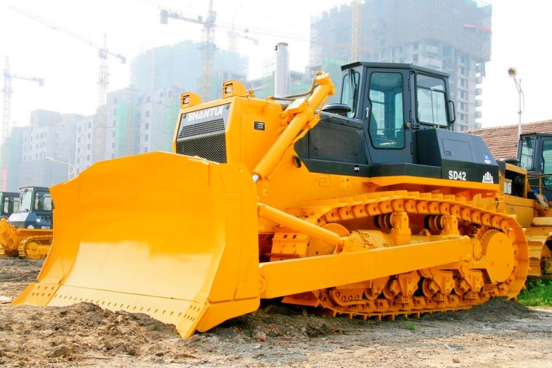 Бульдозер Shantui sd42