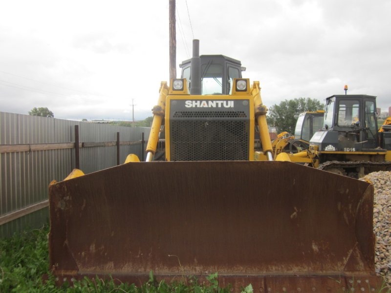 Бульдозер Shantui sd23