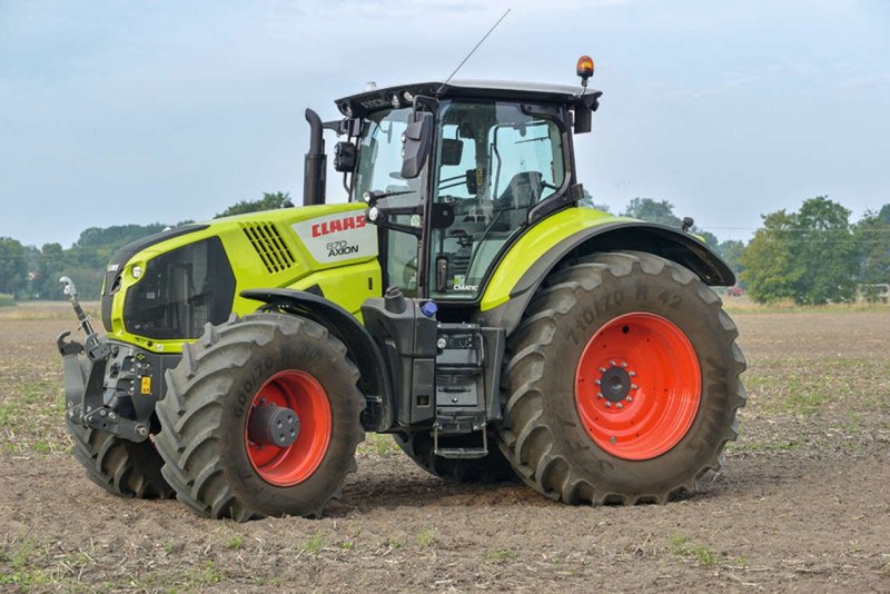 Тракторы CLAAS Arion Axion