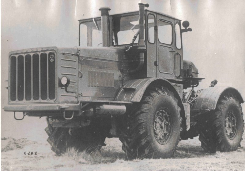 К-700 трактор