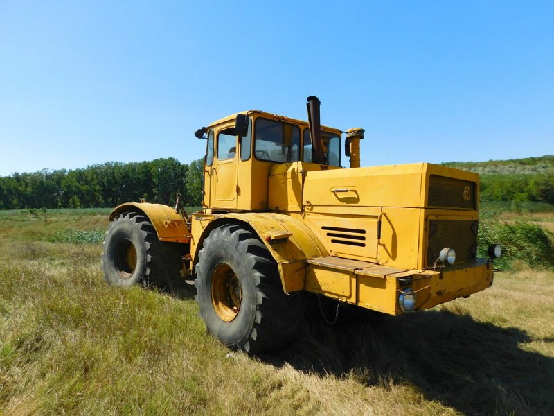 К701 Кировец трактор