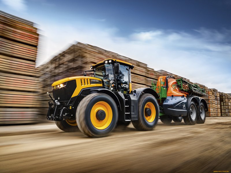 Трактор JCB Fastrac 8330