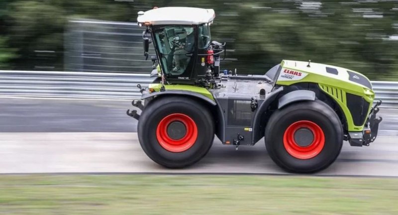 Трактор CLAAS 5000