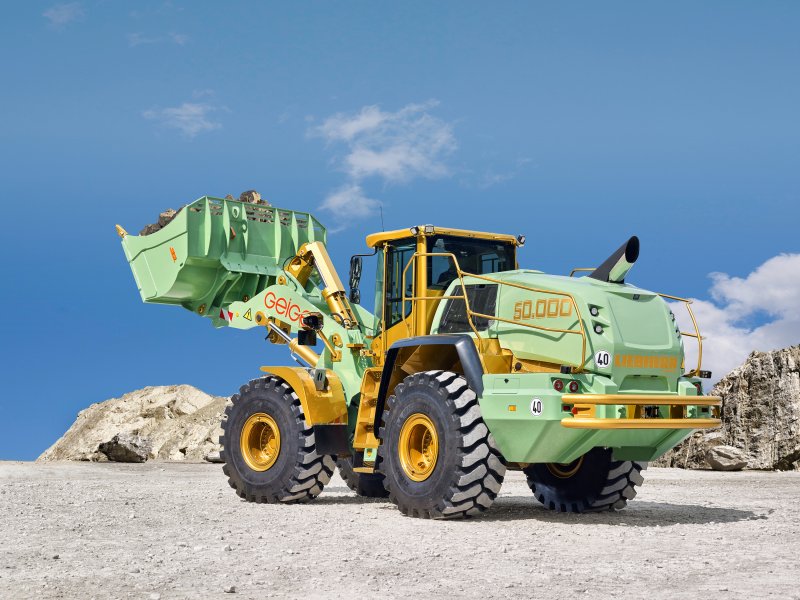 Фронтальный погрузчик Либхер 566