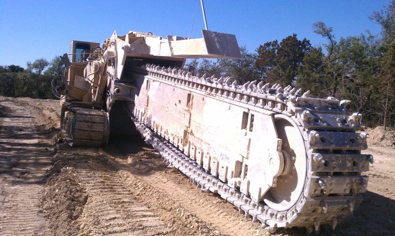 Траншеекопатель Либхер