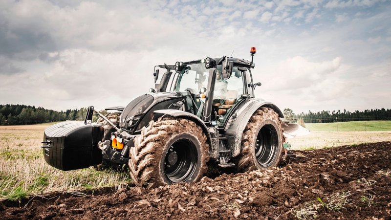 Valtra t130c