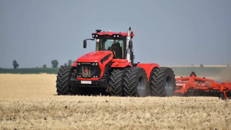 Новый трактор Кировец к744