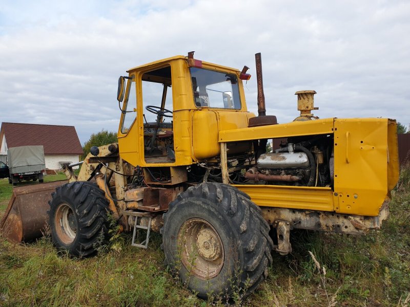 Погрузчик фронтальный т-156 б