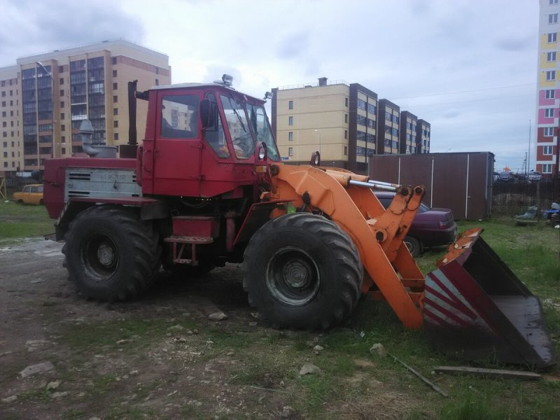 Фронтальный погрузчик на ХТЗ Т 150к