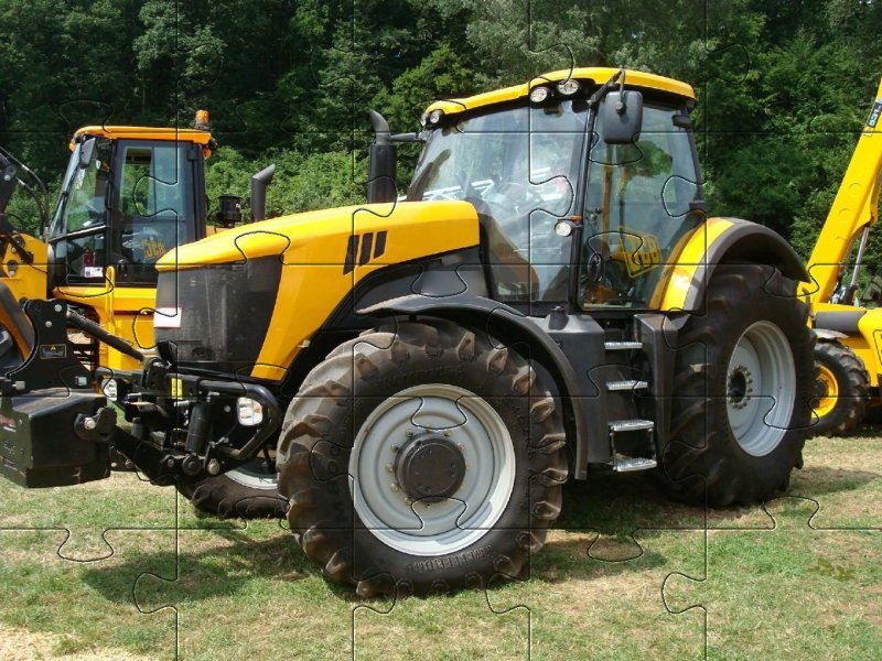 Трактор JCB 400