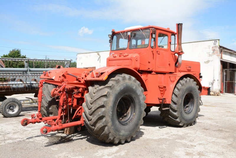 К 620 трактор Кировец