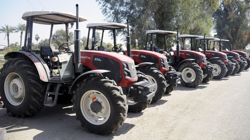 ARMATRAC 854