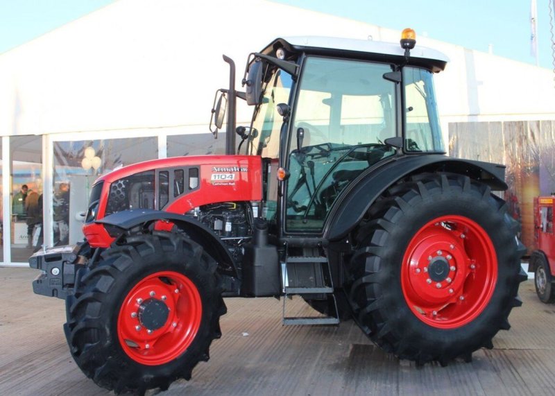 ARMATRAC 1104 Lux