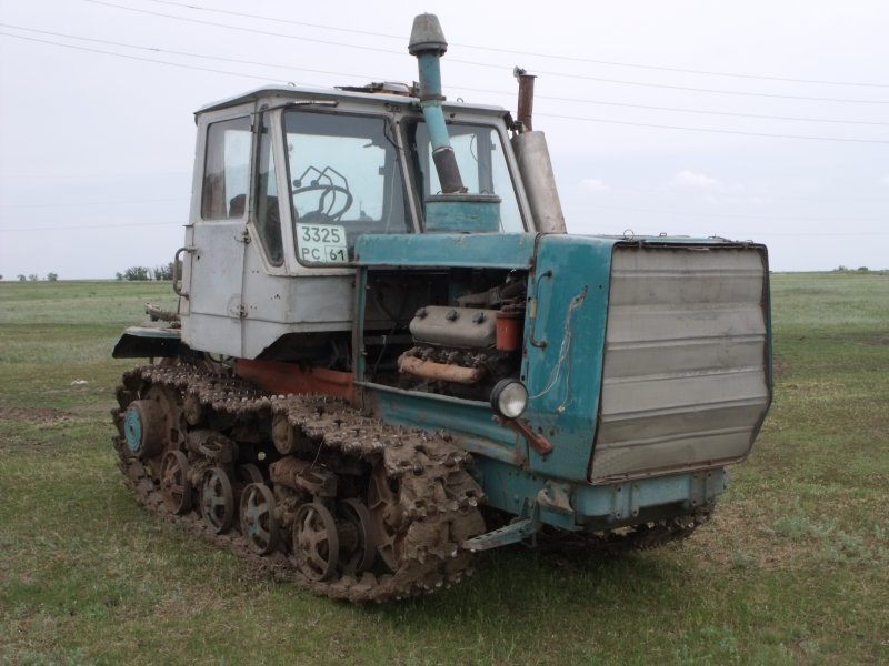 Трактора ХТЗ Т 150 гусеничный