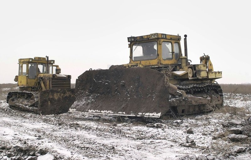 ЧТЗ бульдозер ДЭТ-400м
