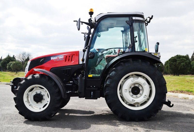 Трактор Hattat t4125
