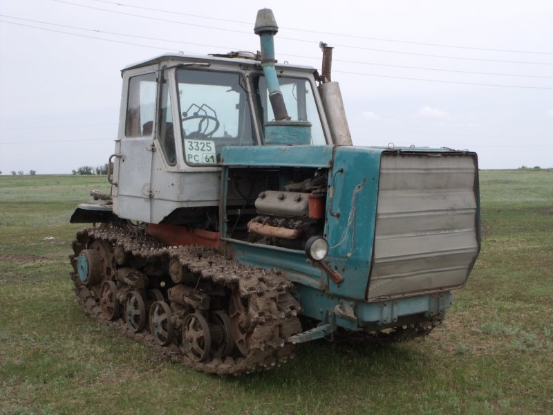 ХТЗ Т-150 гусеничный