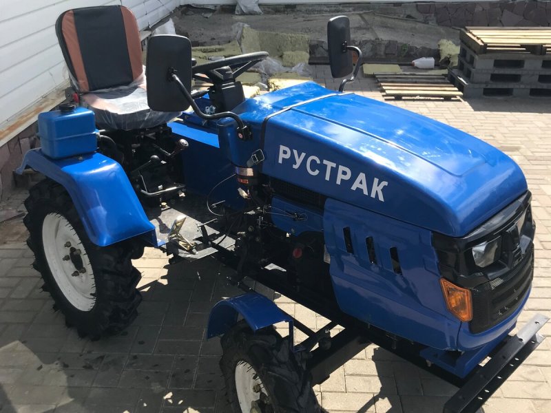 Трактор Рустрак