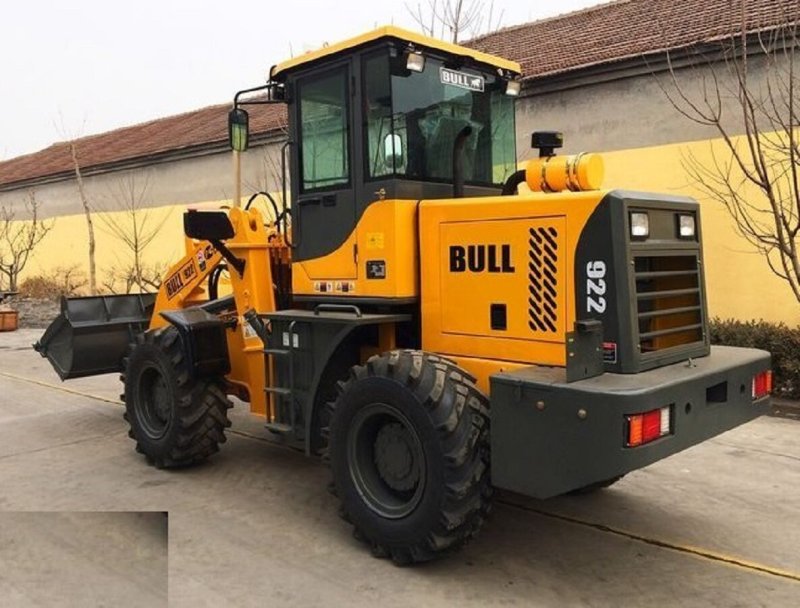 Фронтальный погрузчик bull sl220